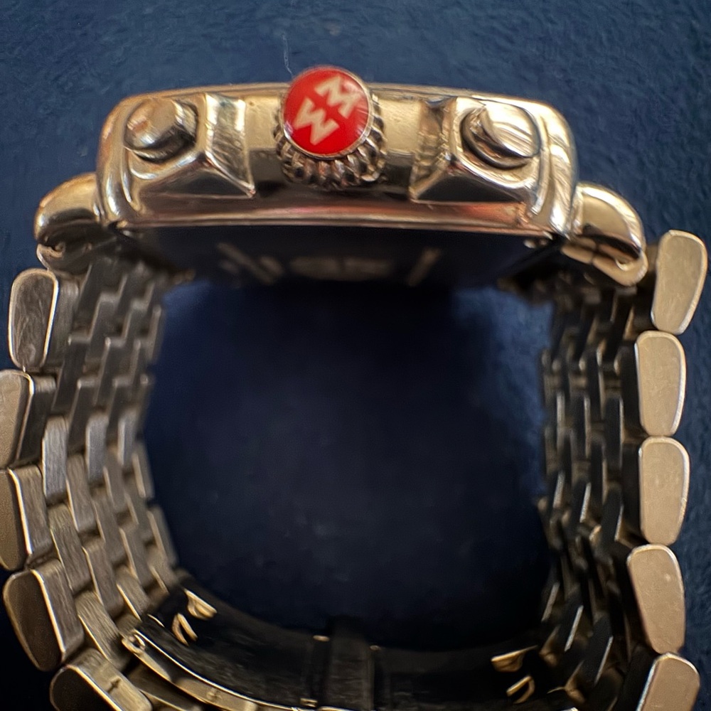 Michelle Silver Square Face Watch. Gently Used. Will fit a wrist size 7 /7.5. - Picture 4 of 9